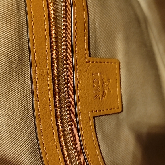 GENUINE 💯  MCM Satchel includes crossbody STRAP! - Picture 15 of 16